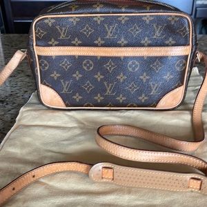 Louis Vuitton Trocadero 27